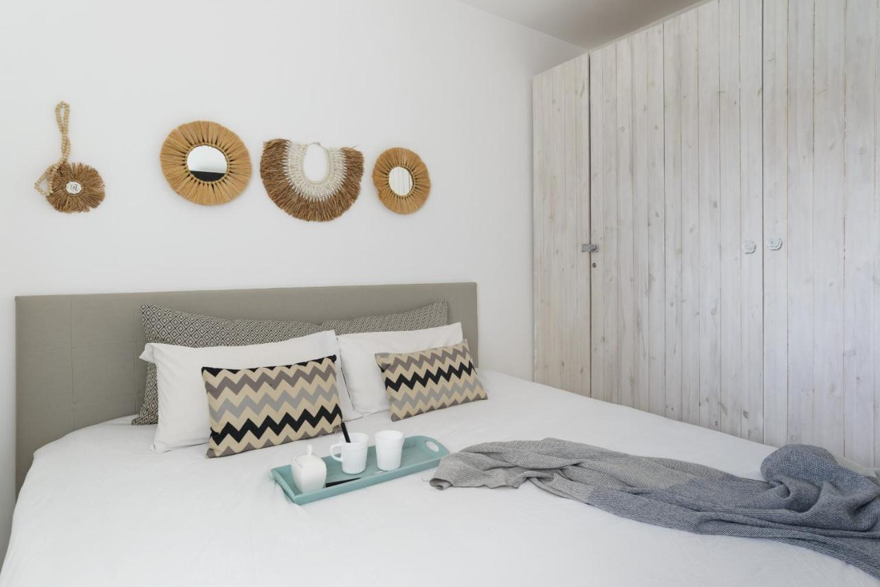 Bright & Chic With Pool & Unique View By Feelhome Apartment *